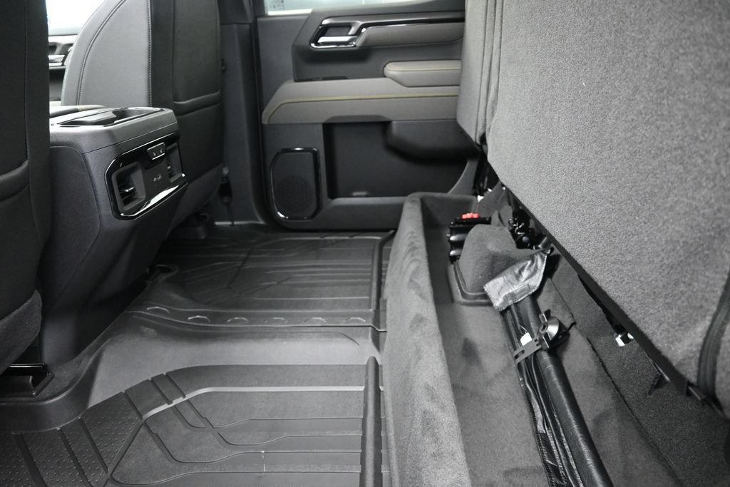 2026 Chevrolet Silverado 1500 ZR2 - Photo 16