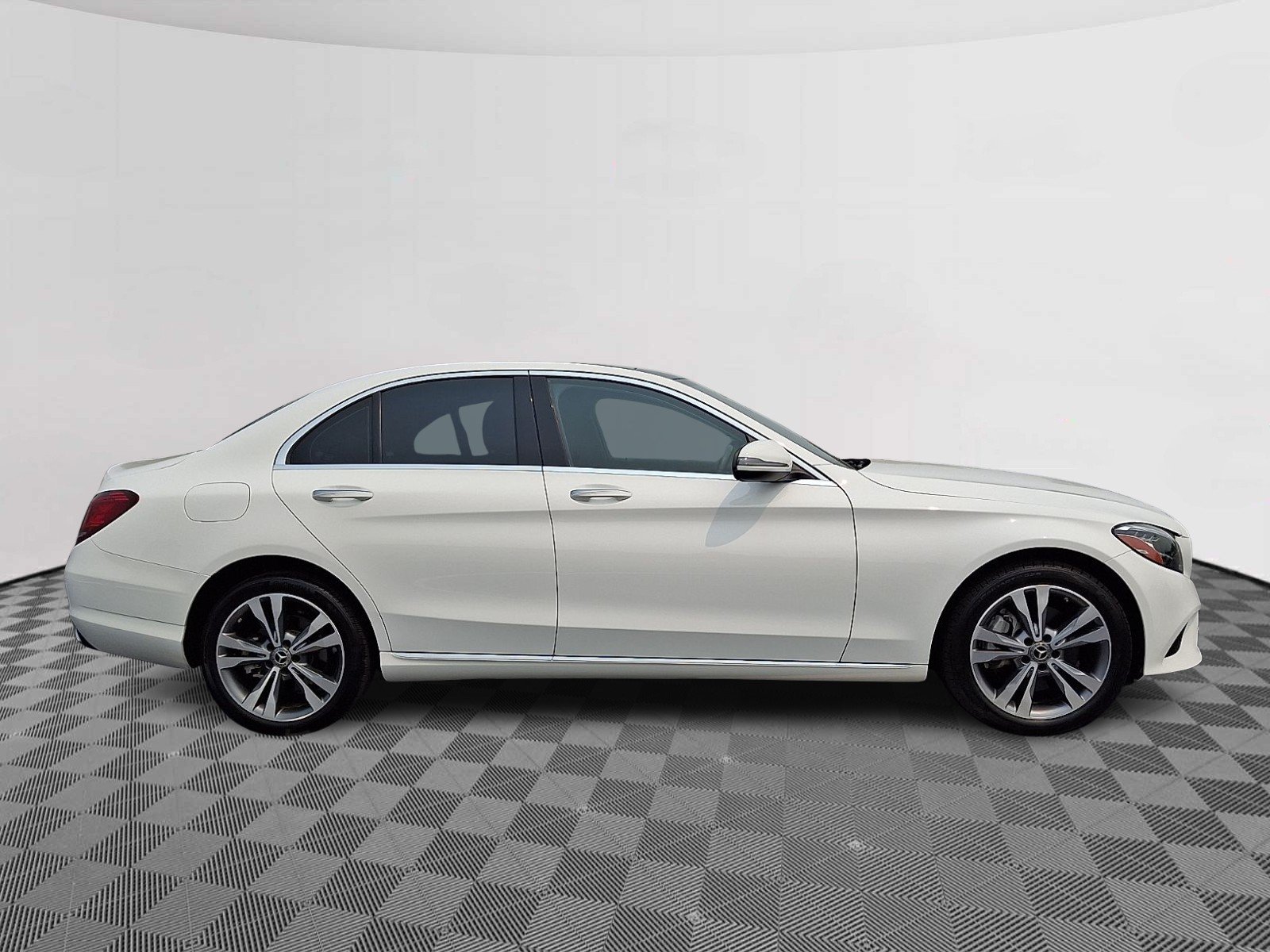 Certified Used 2021 Polar White - 149 Mercedes-Benz 4MATIC® Sedan image 7