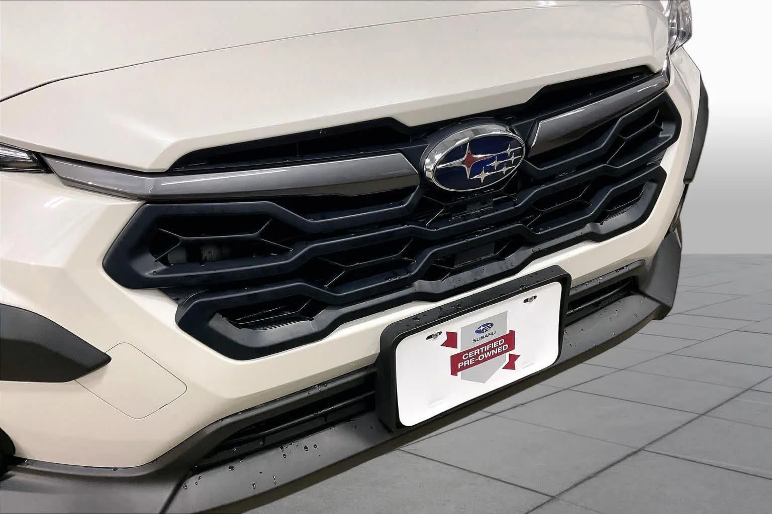 Used 2024 Crystal White Pearl Subaru Premium image 29
