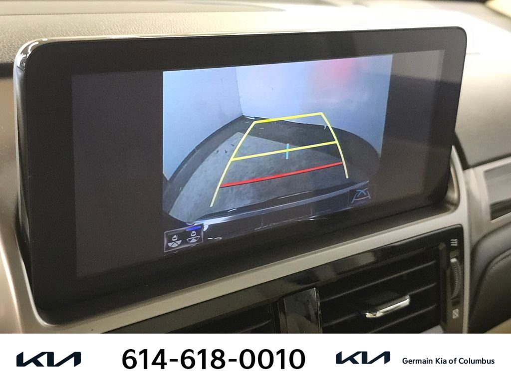 Used 2022 Black Lexus 460 image 30