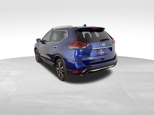 Used 2020 Blue Nissan SL image 10