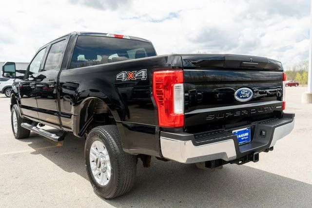 Used 2018 Black Ford XLT image 7