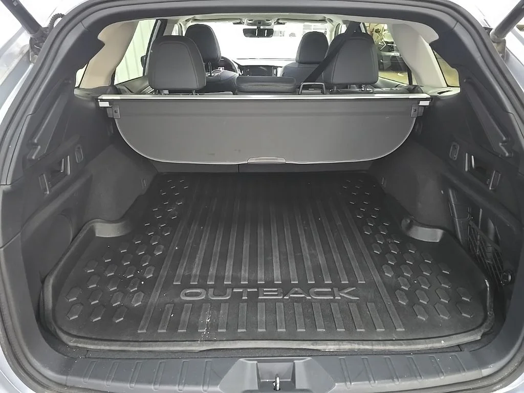 Used 2024 Silver Subaru Onyx Edition image 12