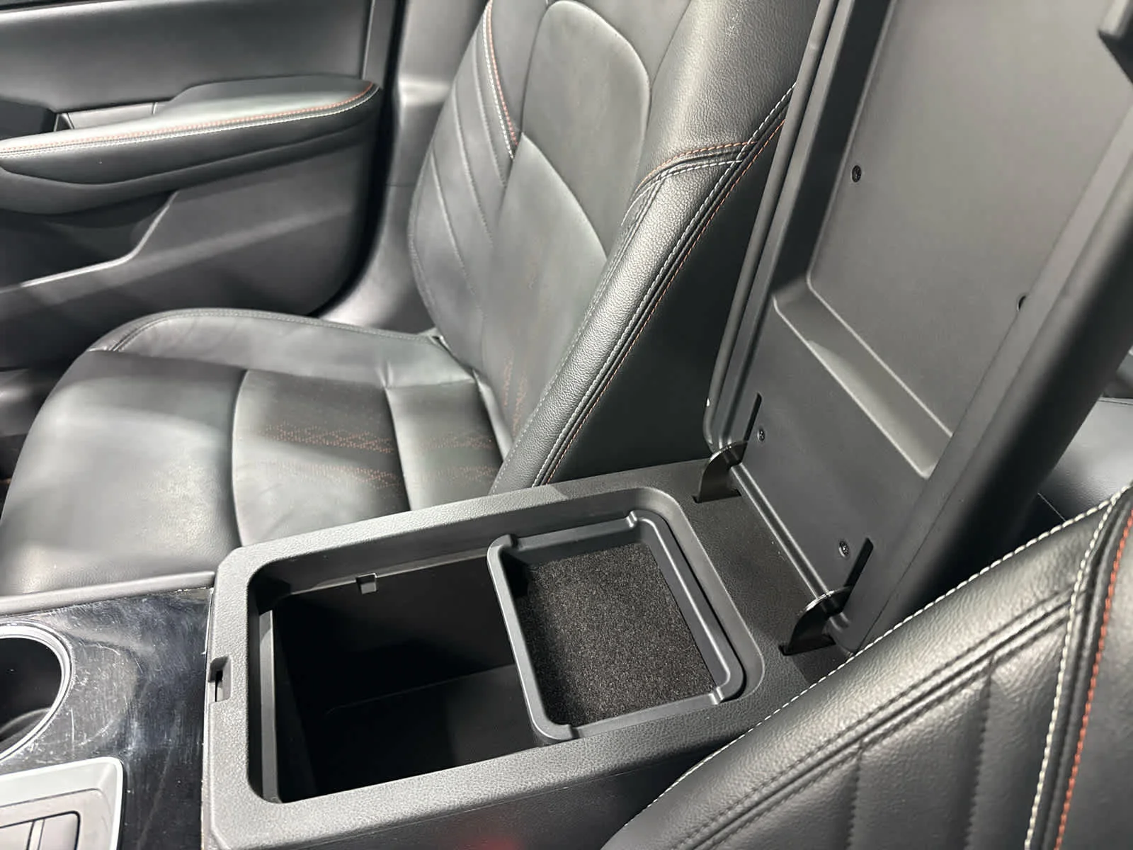 Used 2024 Gray Nissan SR Intelligent AWD image 21