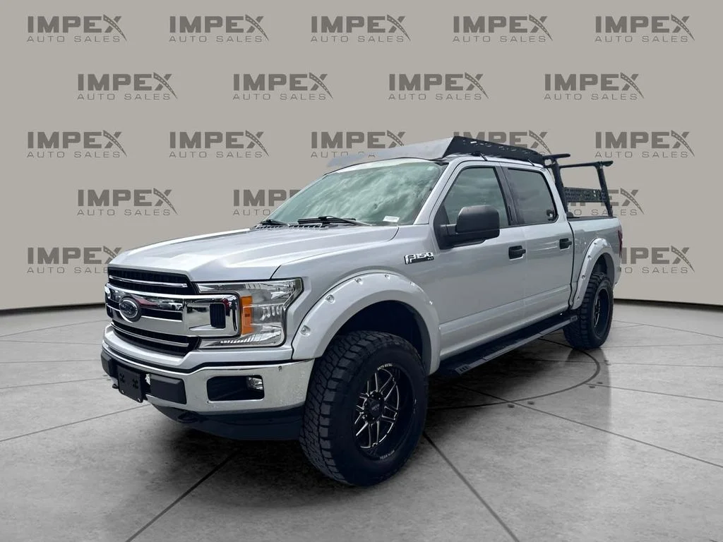 Used 2019  Ford XLT image 1