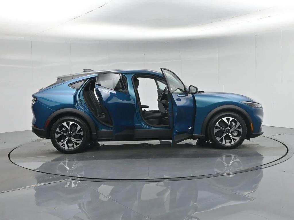 New 2026 Adriatic Blue Metallic Ford Select image 33