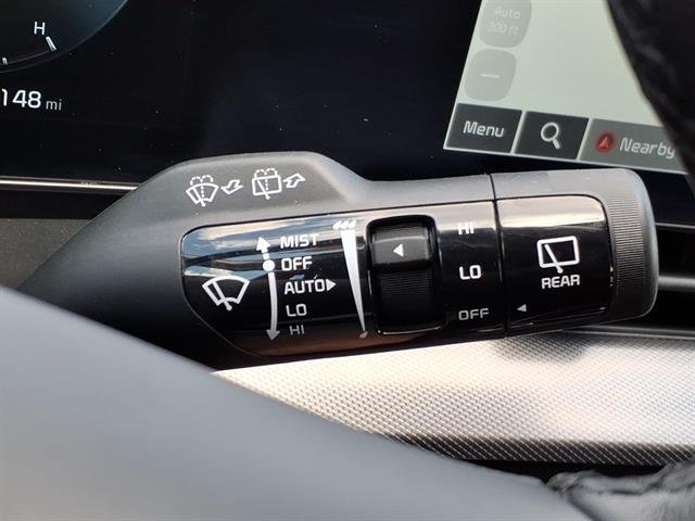 Used 2023 Glacial White Pearl Kia SX-Prestige image 27