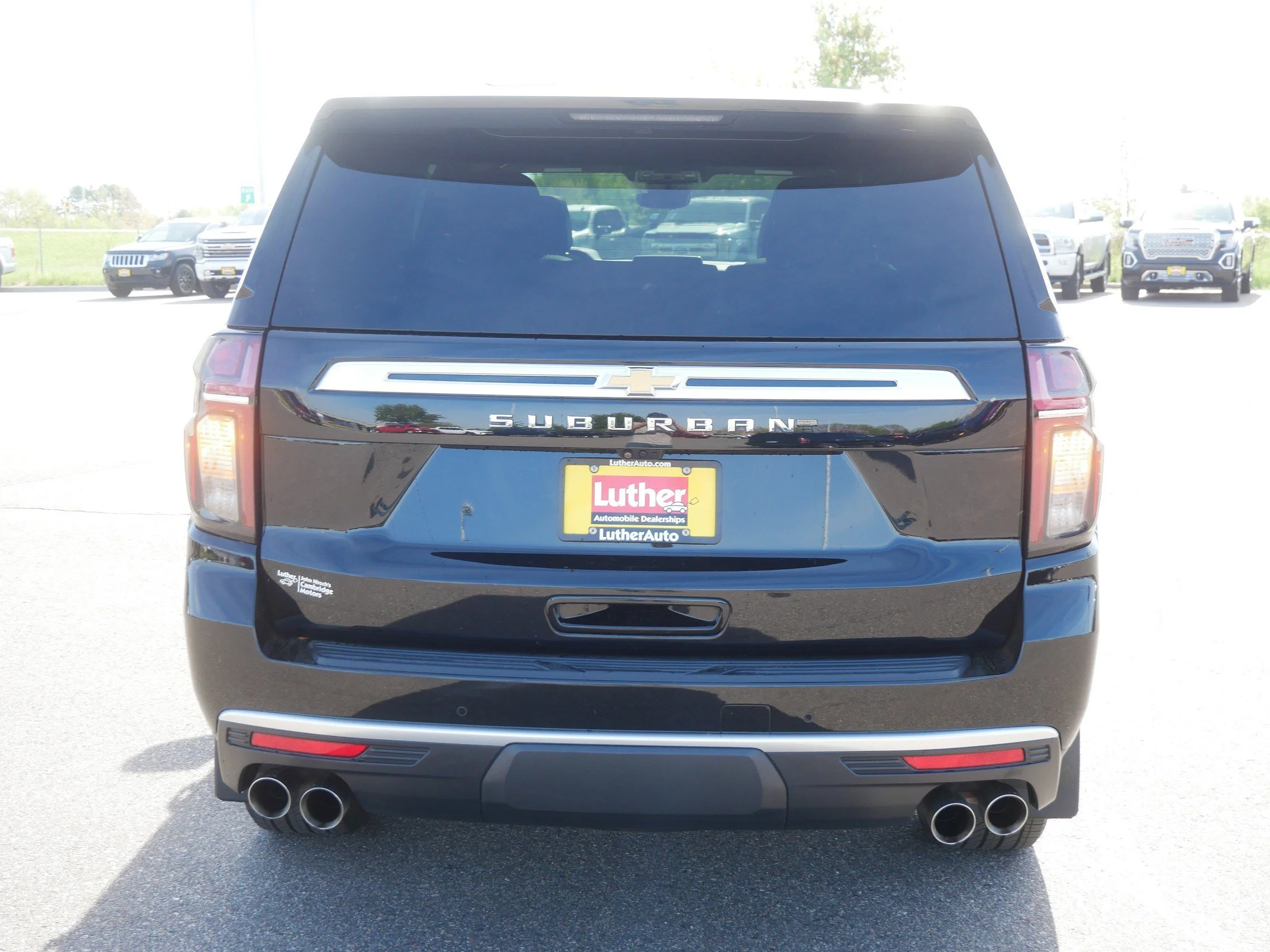 Used 2024 Black Chevrolet High Country image 13