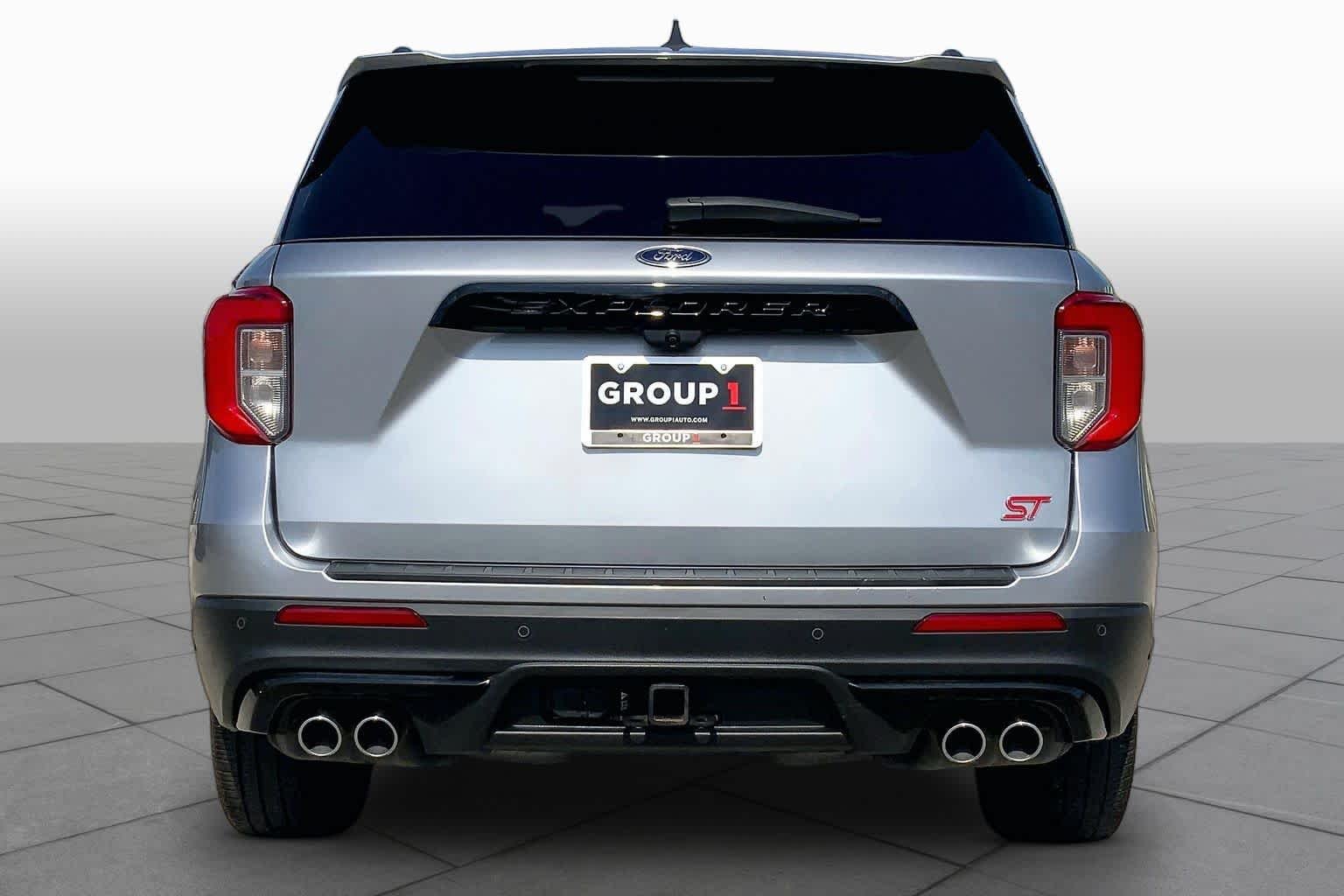 Used 2022 Iconic Silver Ford ST image 5
