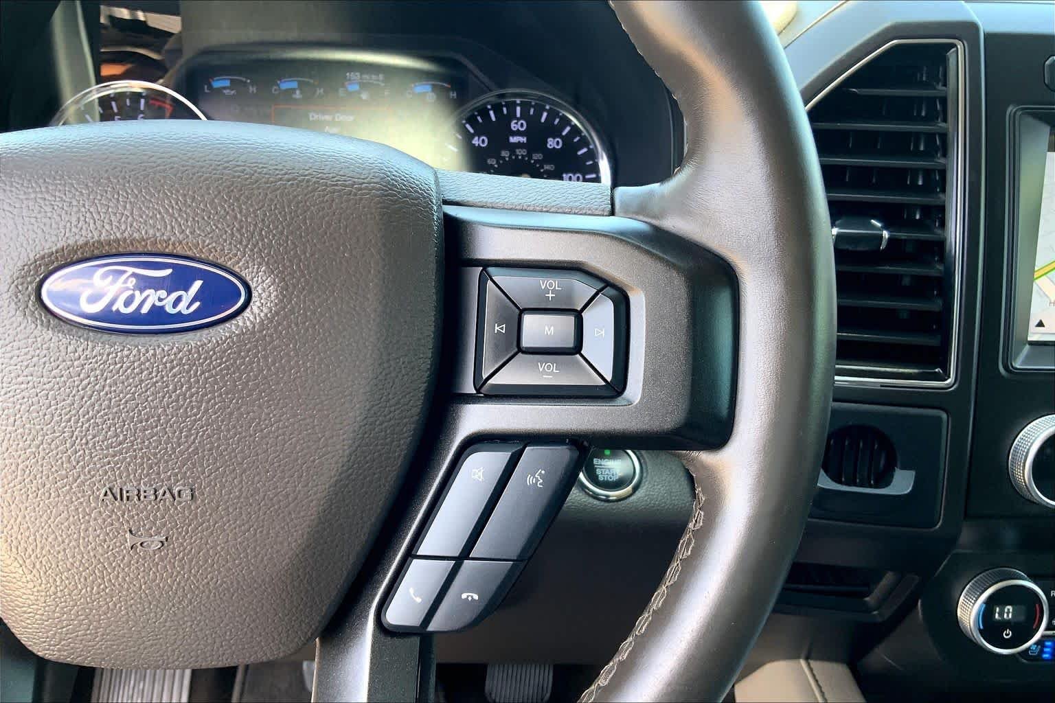Used 2019 White Platinum Metallic Tri-Coat Ford Limited image 23