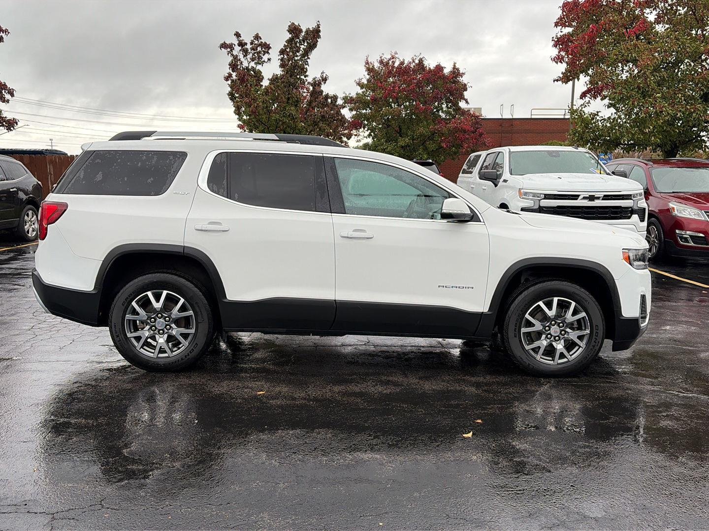 Used 2023 Summit White GMC SLT image 8