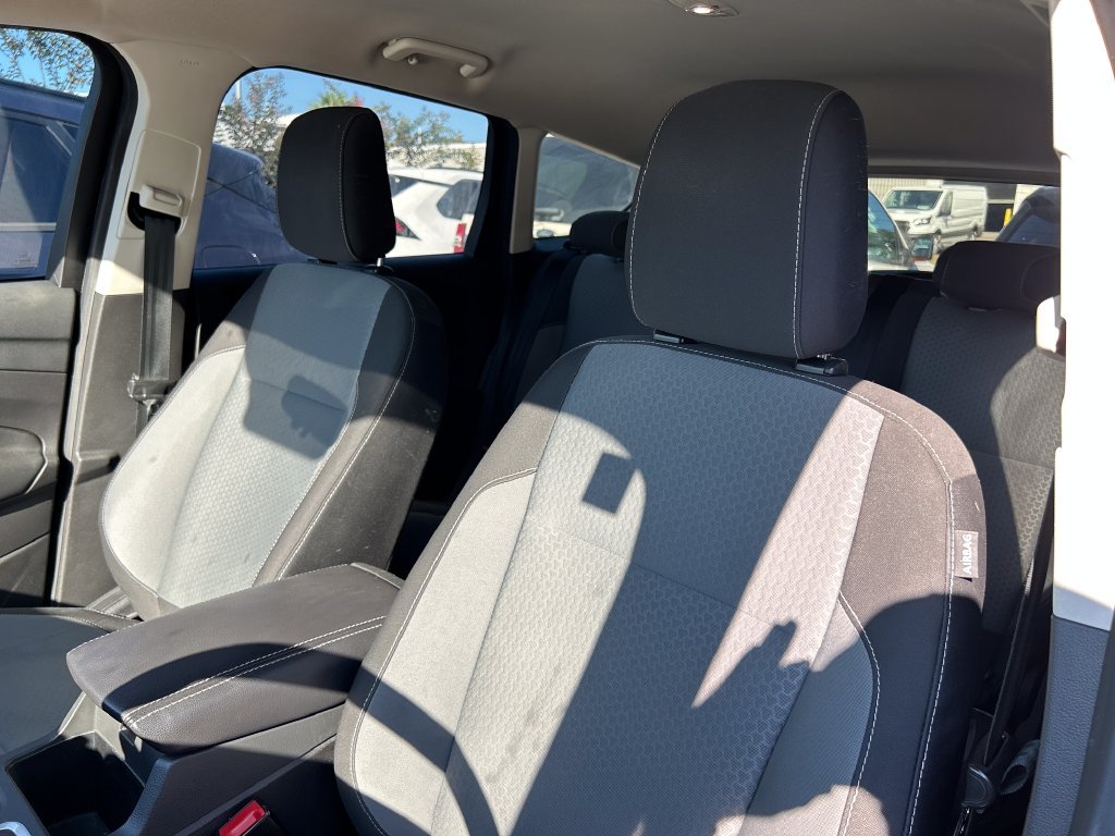 Used 2018 Gray Ford SE image 9