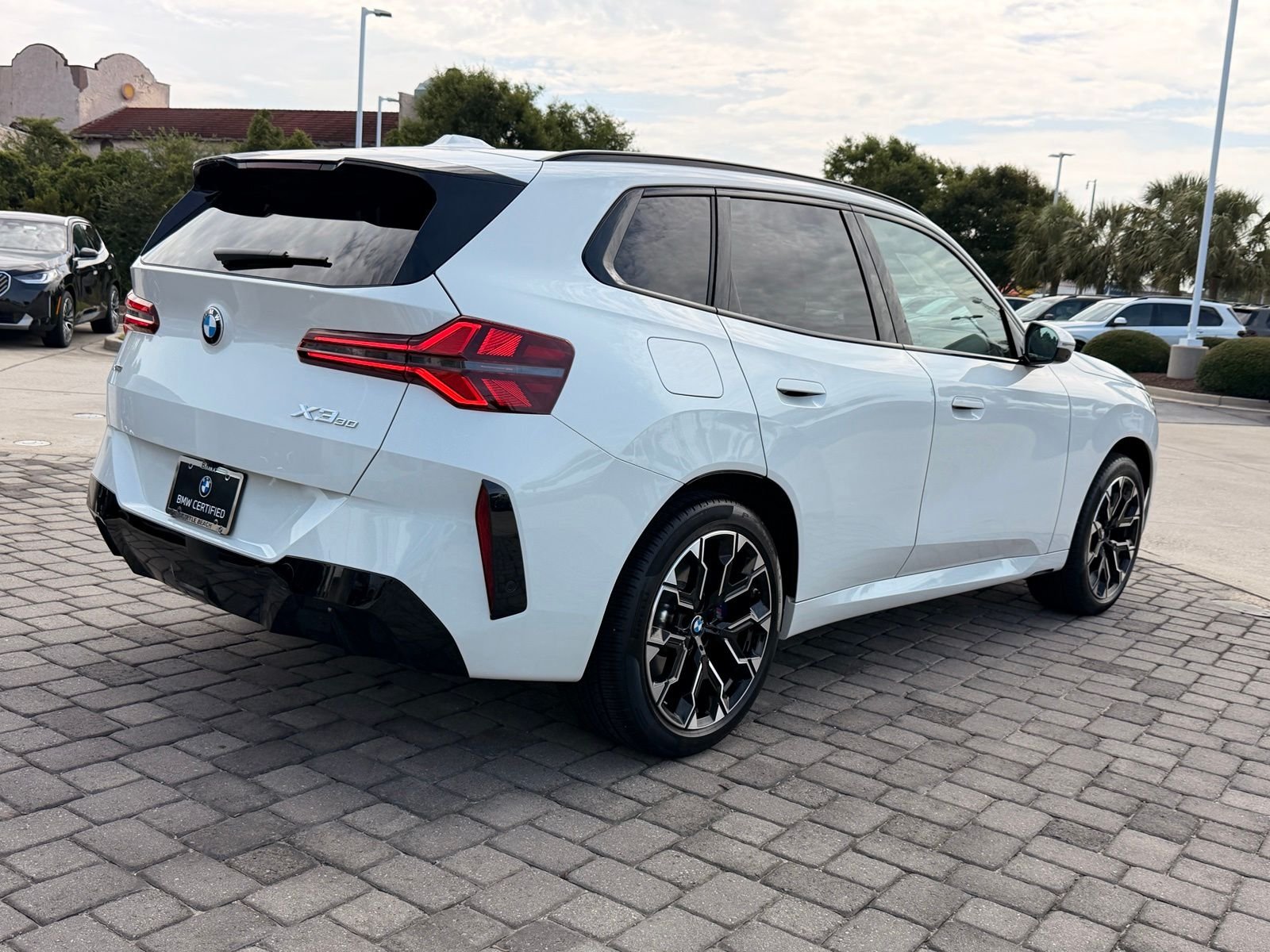 Certified Used 2025 Alpine White BMW 30 xDrive image 8