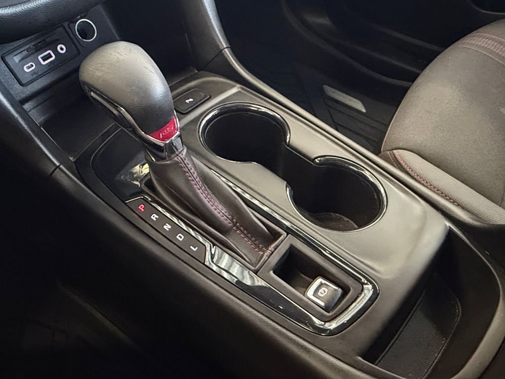 Used 2022 Black Chevrolet RS image 31