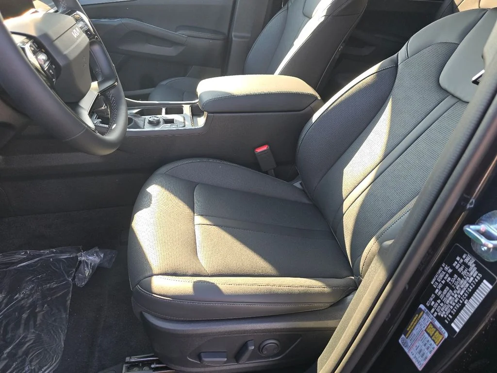 2026 Kia Sorento S - Photo 24