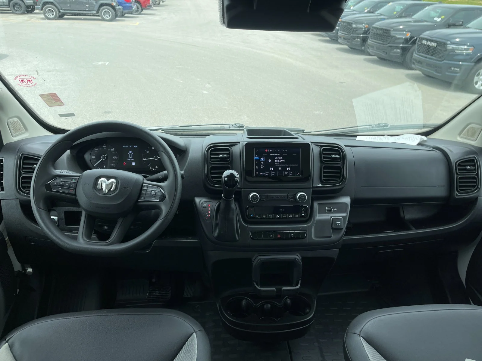 Used 2025 White Ram Base image 15