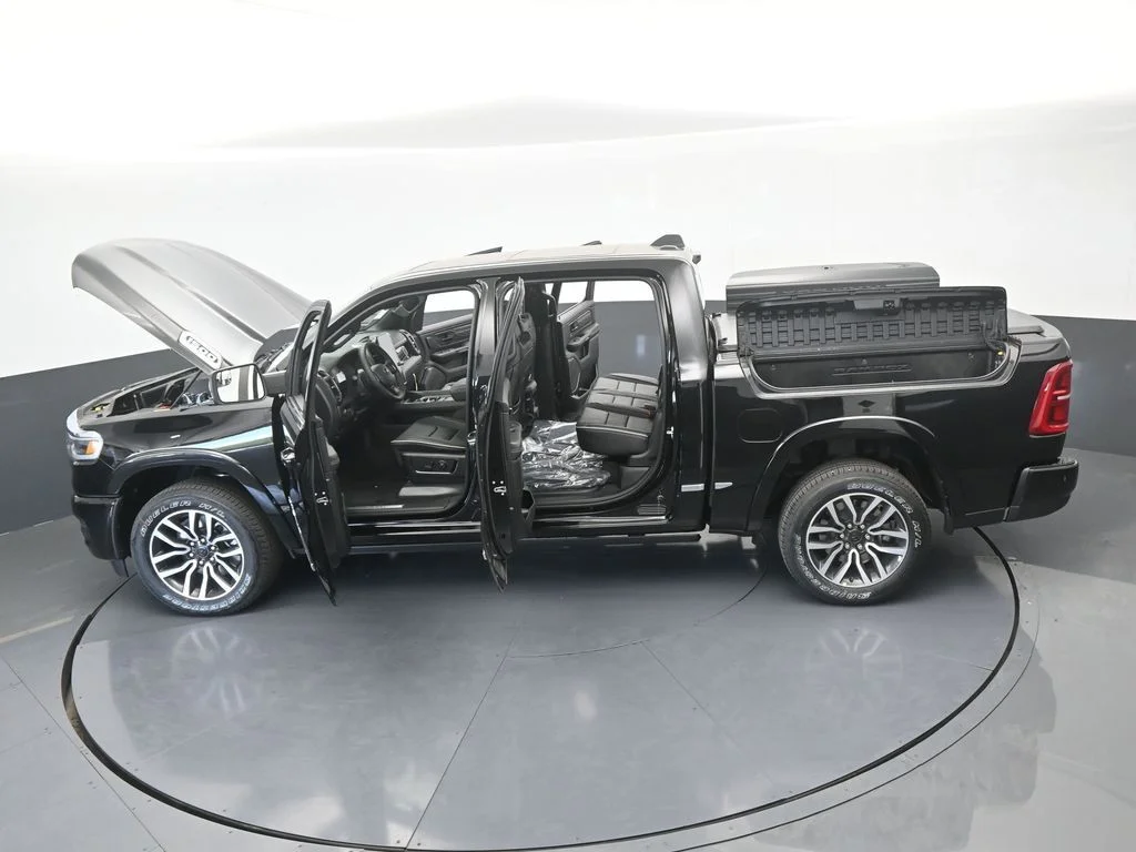 New 2026 Diamond Black Crystal Pearlcoat RAM Limited image 70