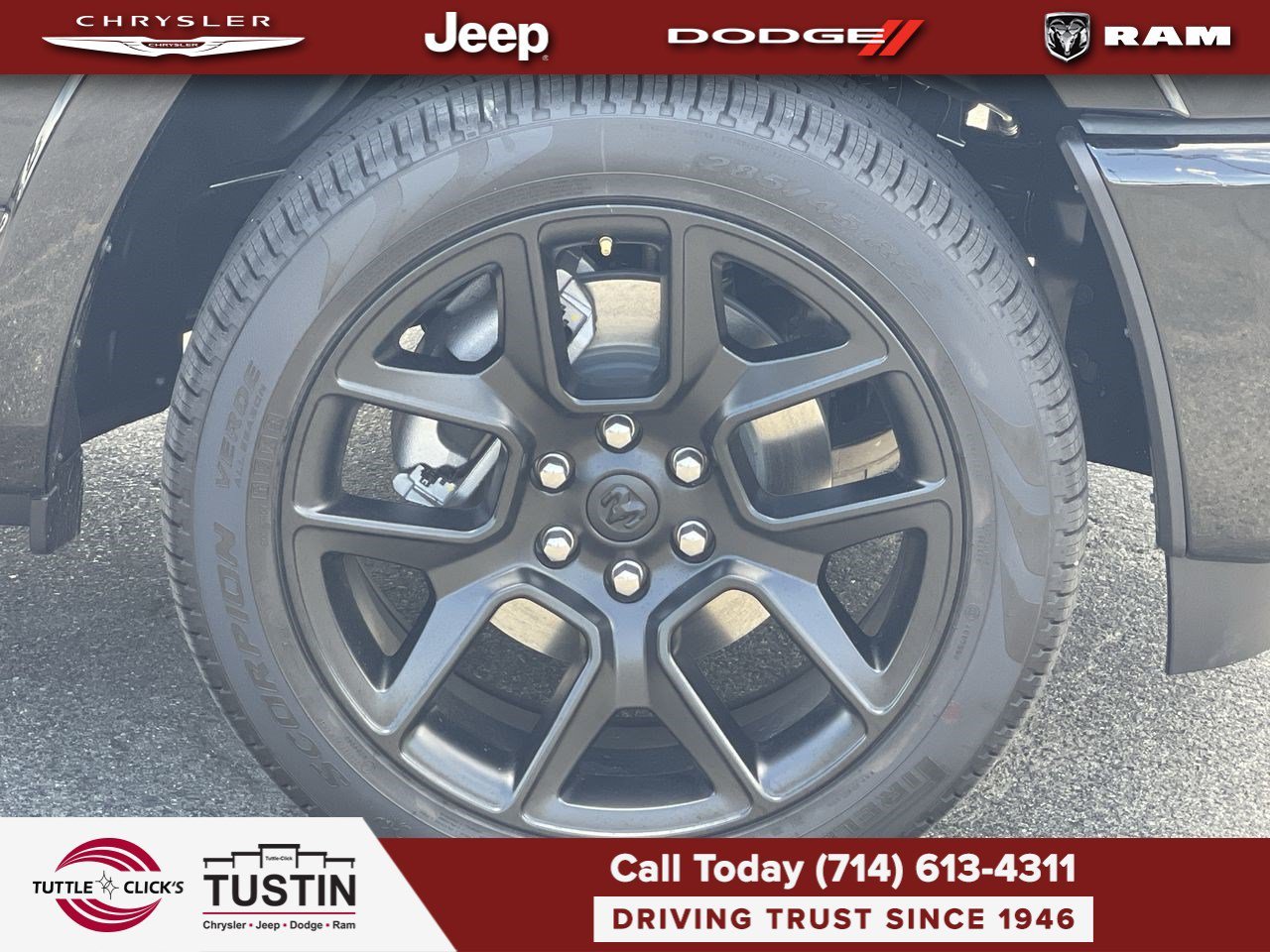 New 2026 Diamond Black Crystal Pearl-Coat Exterior Paint RAM Laramie image 10