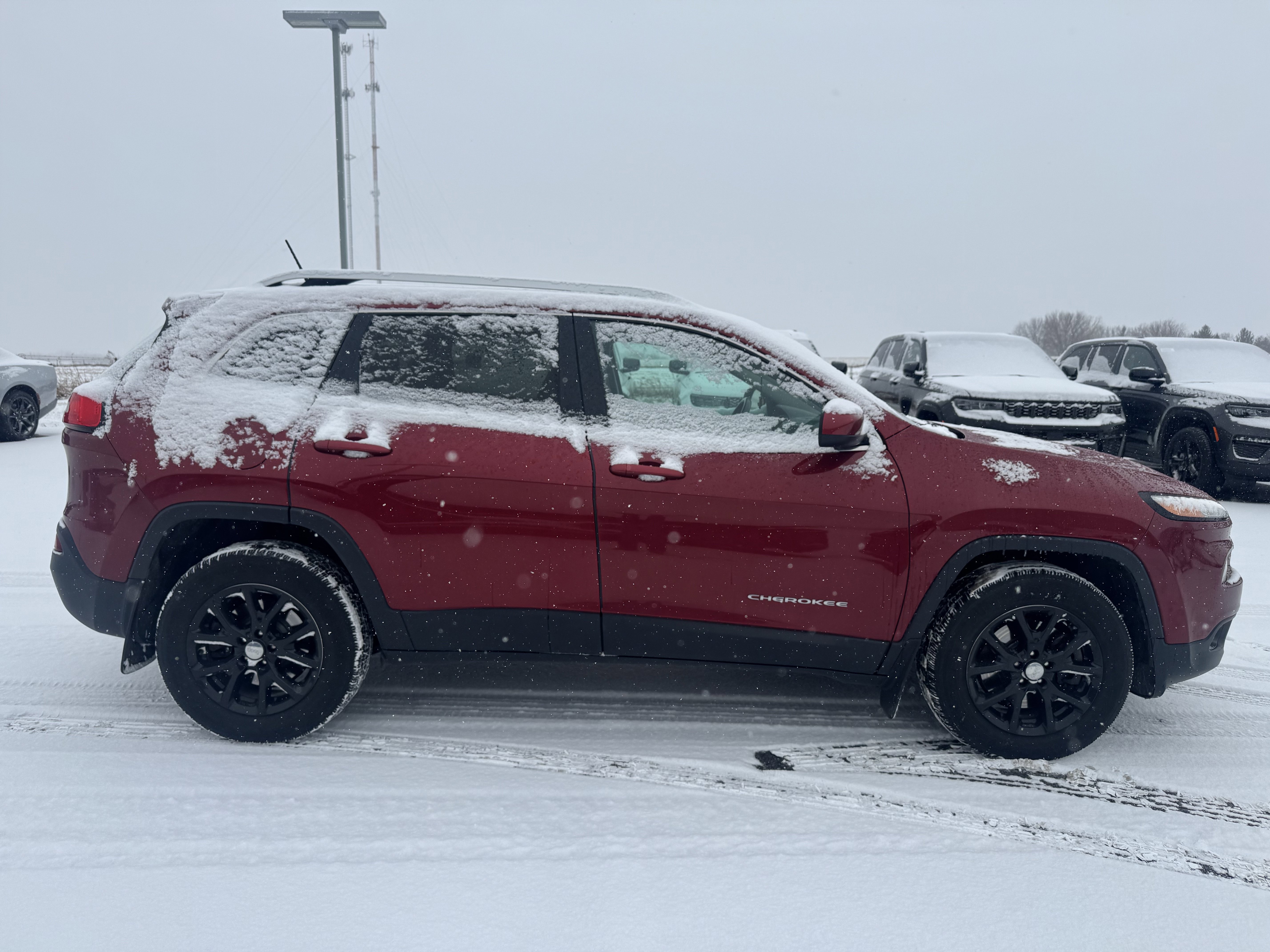 Used 2015 Jeep Cherokee Latitude with VIN 1C4PJMCS3FW702268 for sale in Saint Charles, Minnesota