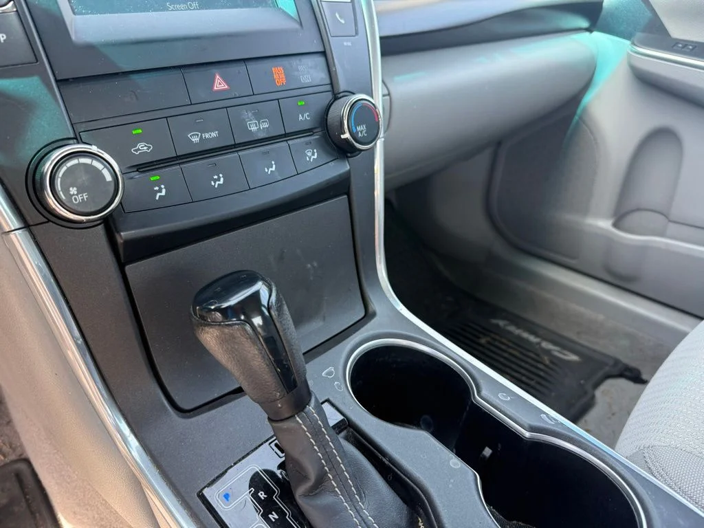 Used 2015 Celestial Silver Metallic Toyota LE image 15