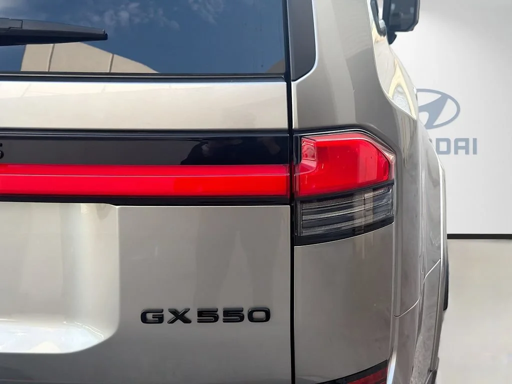 Certified Used 2024 Silver Lexus GX 550 Premium image 27
