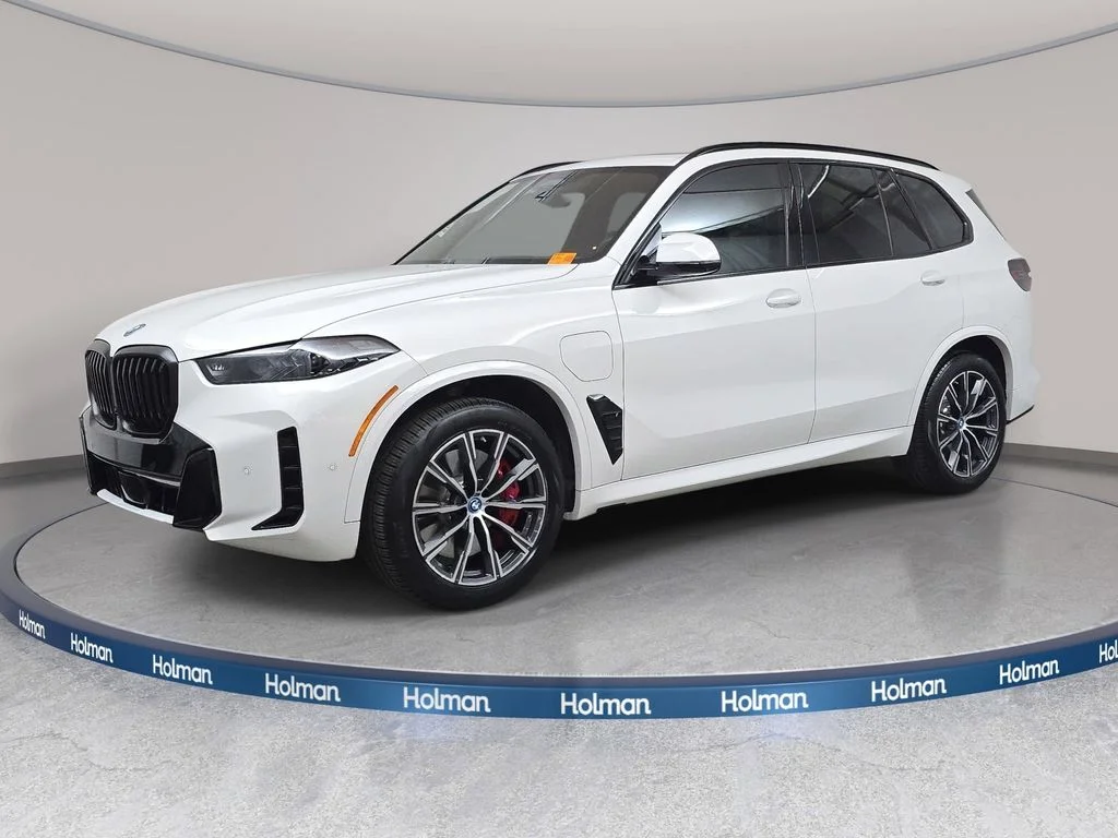 2024 BMW X5 xDrive50e's photo