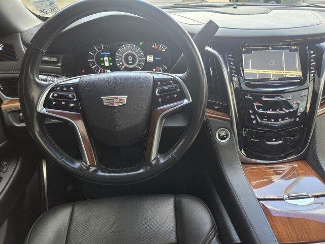 Used 2017 Dark Adriatic Blue Metallic Cadillac Luxury image 21