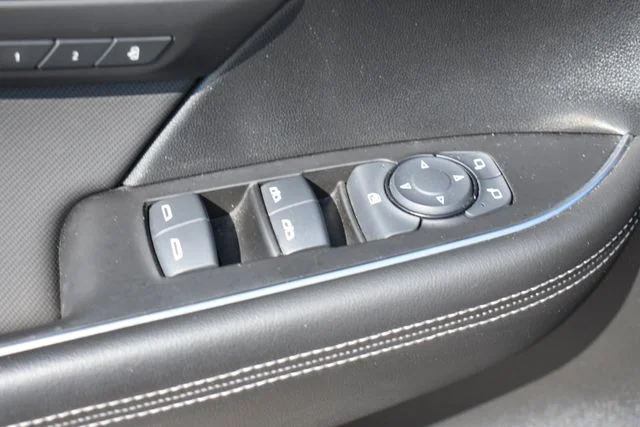 Used 2024 Black Buick Preferred image 11