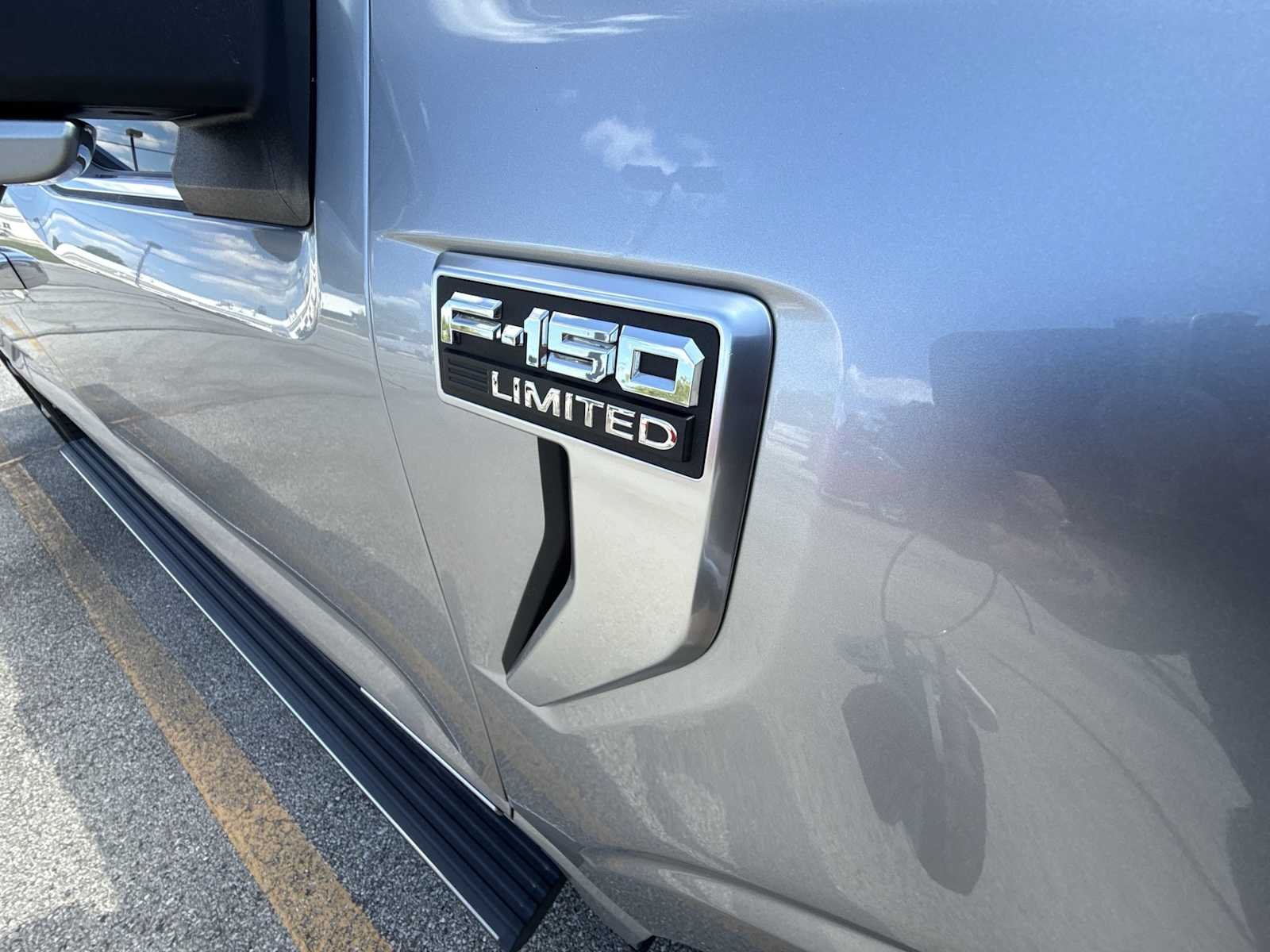 Used 2021 Silver Ford Limited image 31
