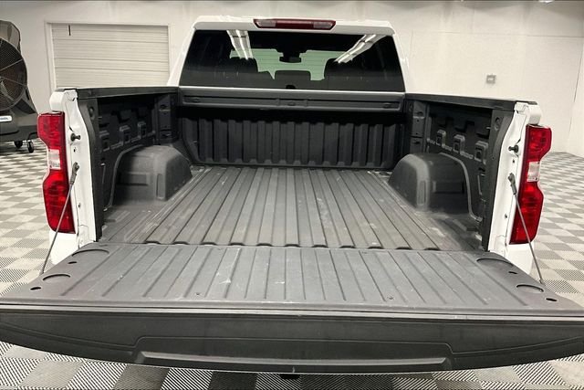 Used 2024 Summit White Chevrolet Custom image 30