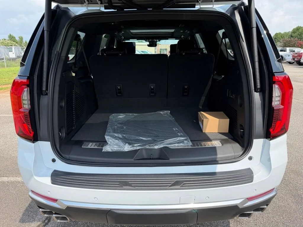 2026 GMC Yukon XL Denali - Photo 26