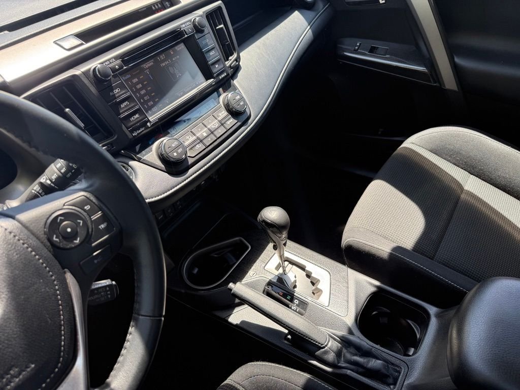 Used 2018 Black Toyota Adventure image 33