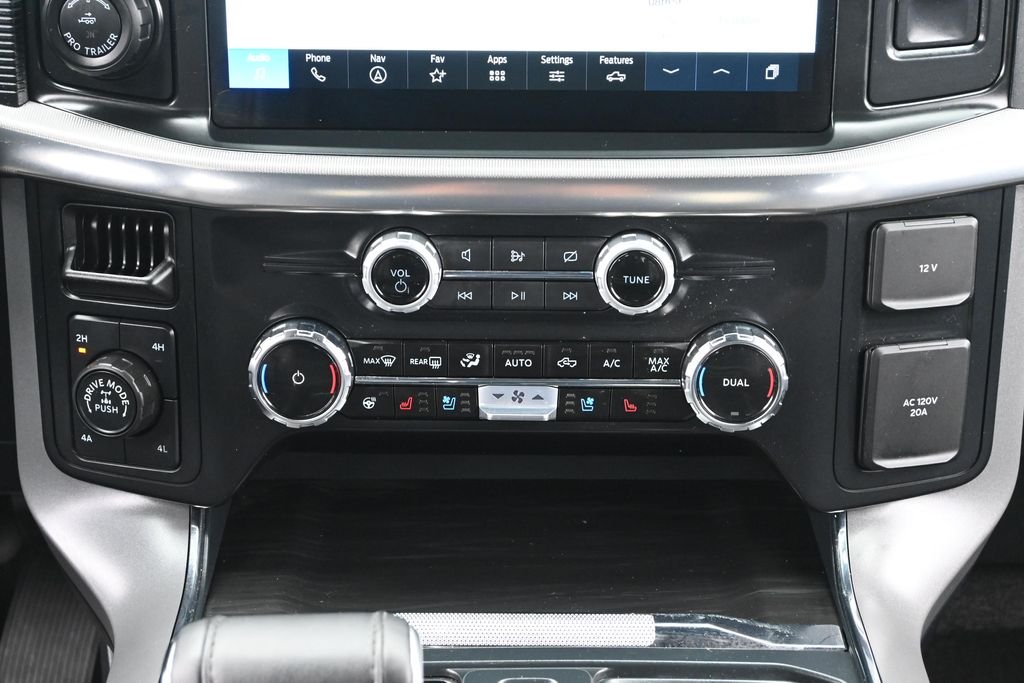 Used 2024 Black Ford Lariat image 31