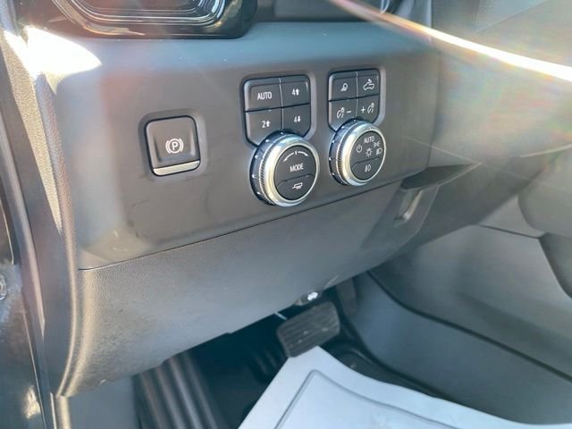 Used 2025 Black GMC AT4 image 24
