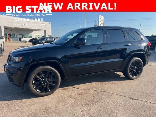 2018 Jeep Grand Cherokee Altitude 4WD's photo