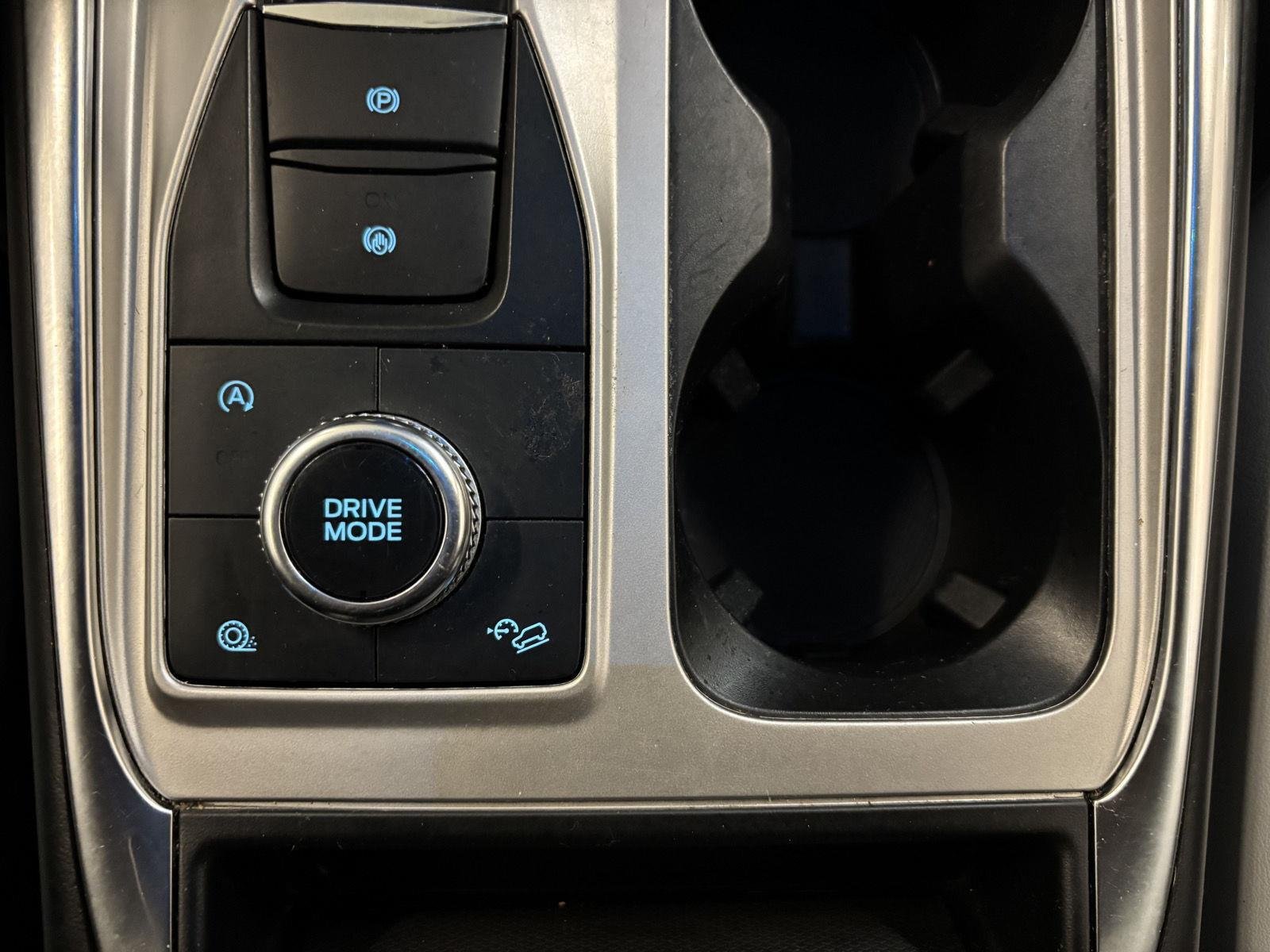 Used 2021 Agate Black Metallic Ford XLT image 19