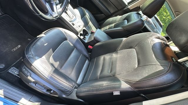 Used 2019 Blue Mazda Grand Touring Reserve image 23