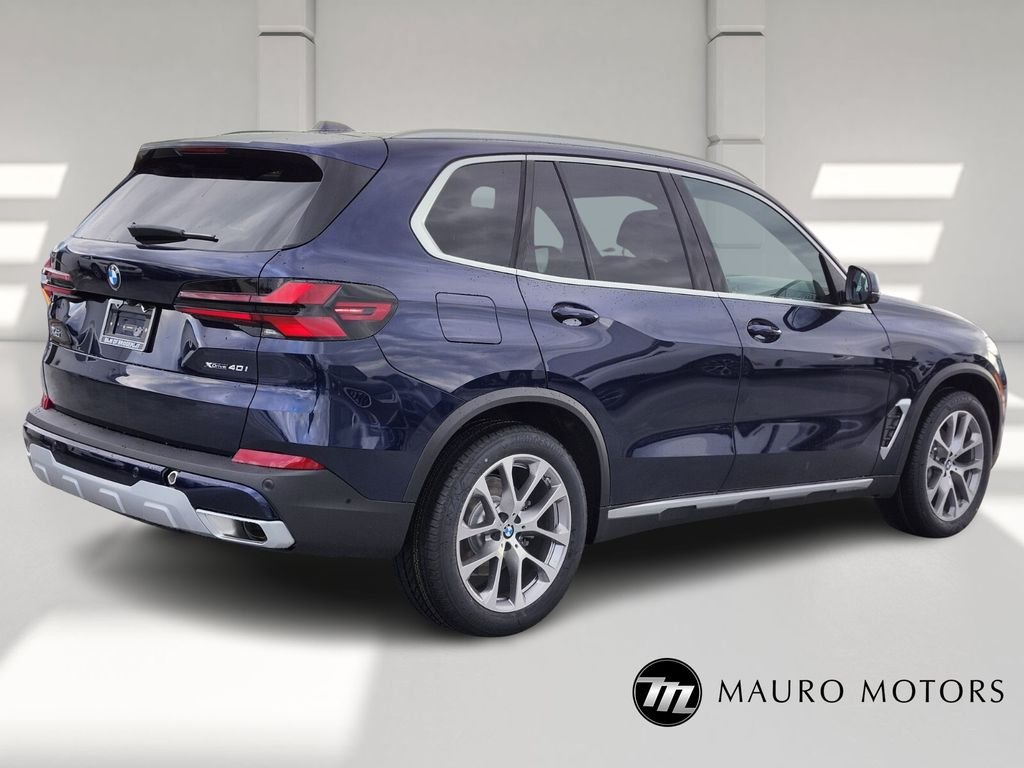 Used 2026 Blue BMW xDrive40i image 3