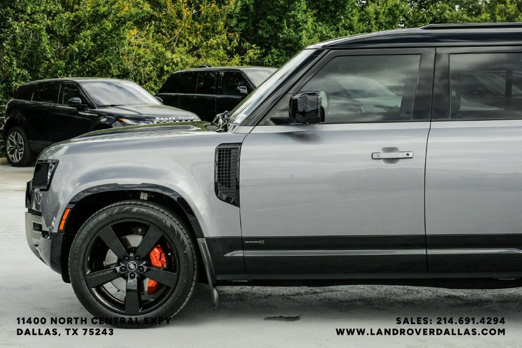 Certified Used 2024 Eiger Gray Metallic Land Rover X image 14