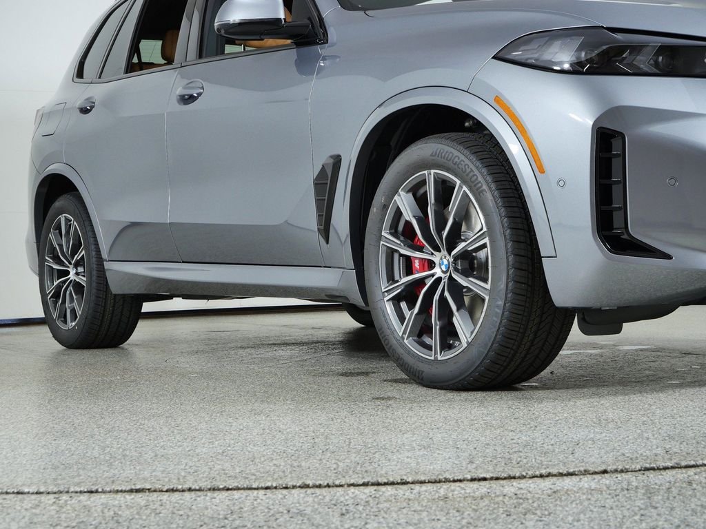 New 2026 Skyscraper Grey Metallic BMW xDrive40i image 6