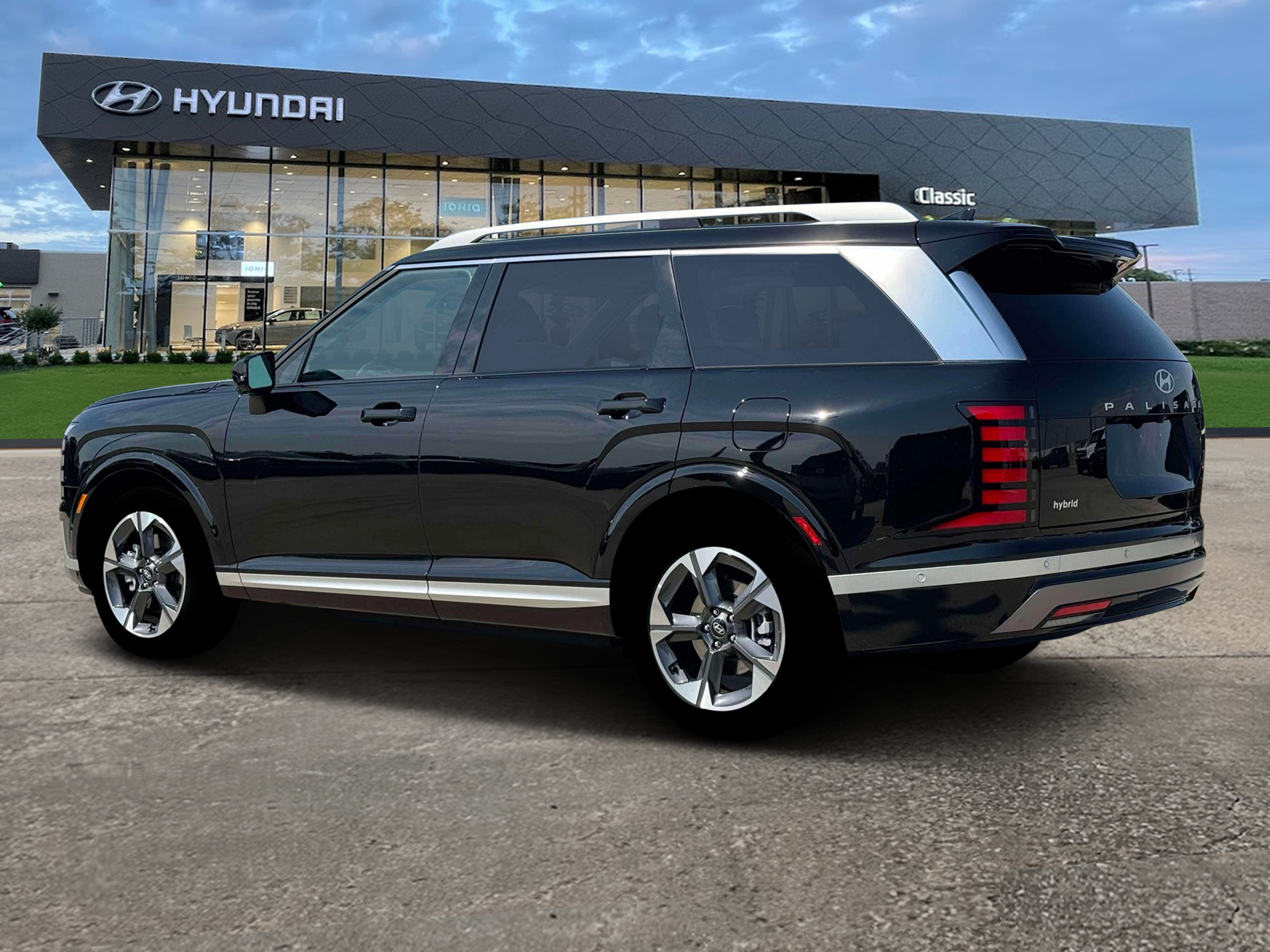 New 2026 Abyss Black Pearl Hyundai Limited image 4