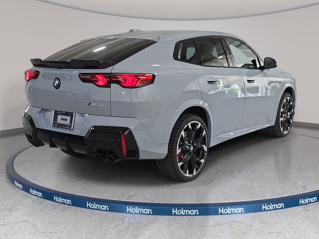 New 2026 Brooklyn Grey Metallic BMW M35i image 4