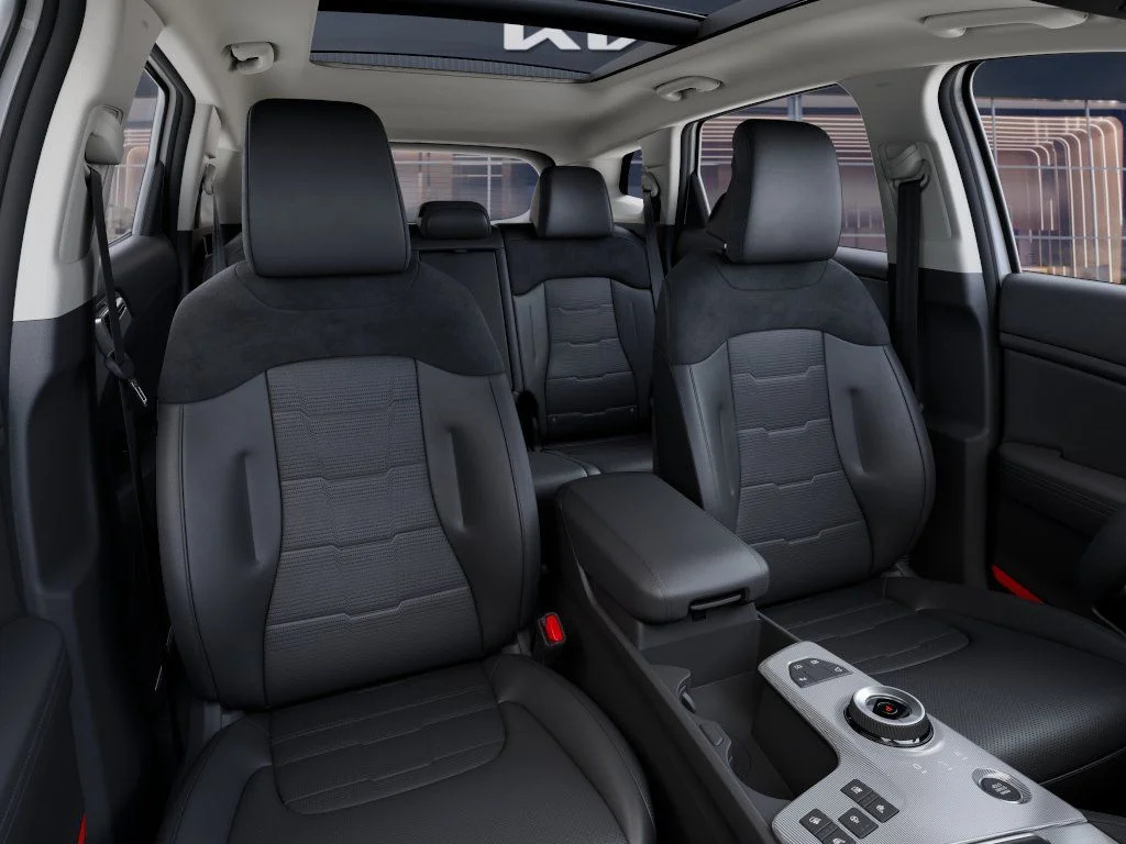 New 2027 Snow White Pearl Kia SX Prestige image 15