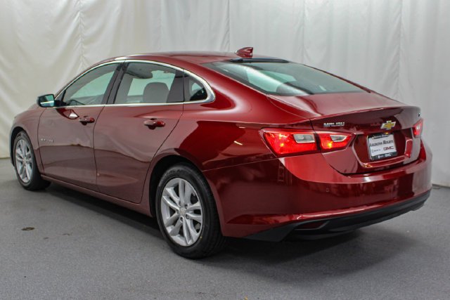 2018 Chevrolet Malibu Hybrid - Photo 7