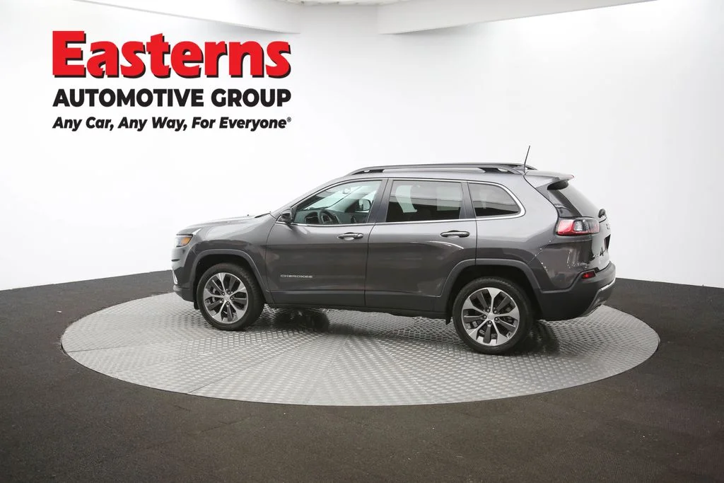 Used 2022 Gray Jeep Limited image 62