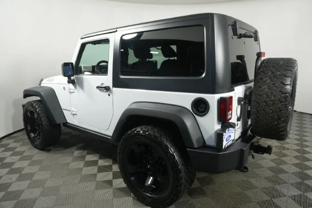 Used 2015 Bright White Clearcoat Jeep Sport image 5