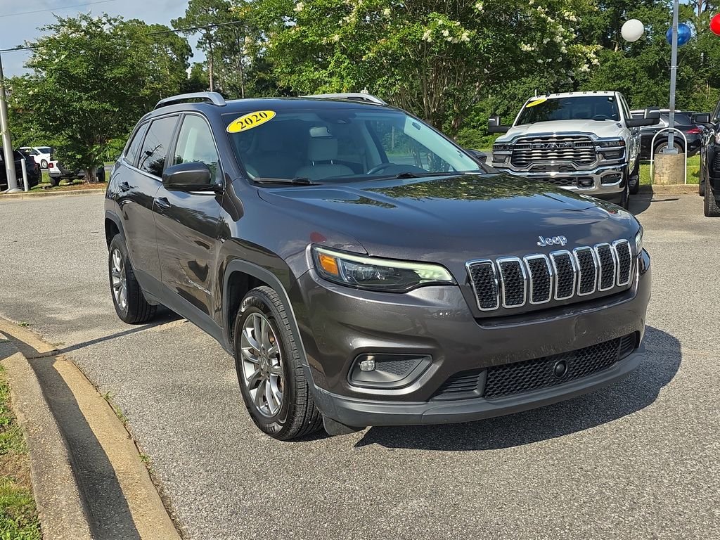 Used 2020 Gray Jeep Latitude Plus image 8