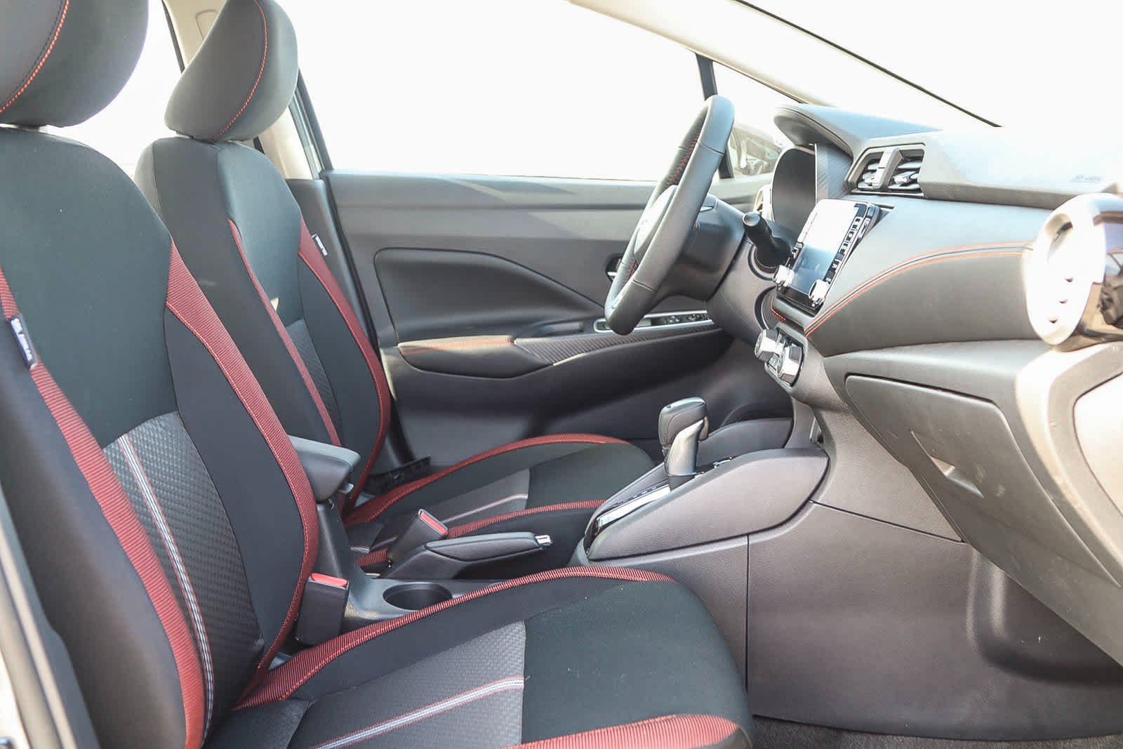 New 2025 Gray Sky Pearl Nissan SR image 18