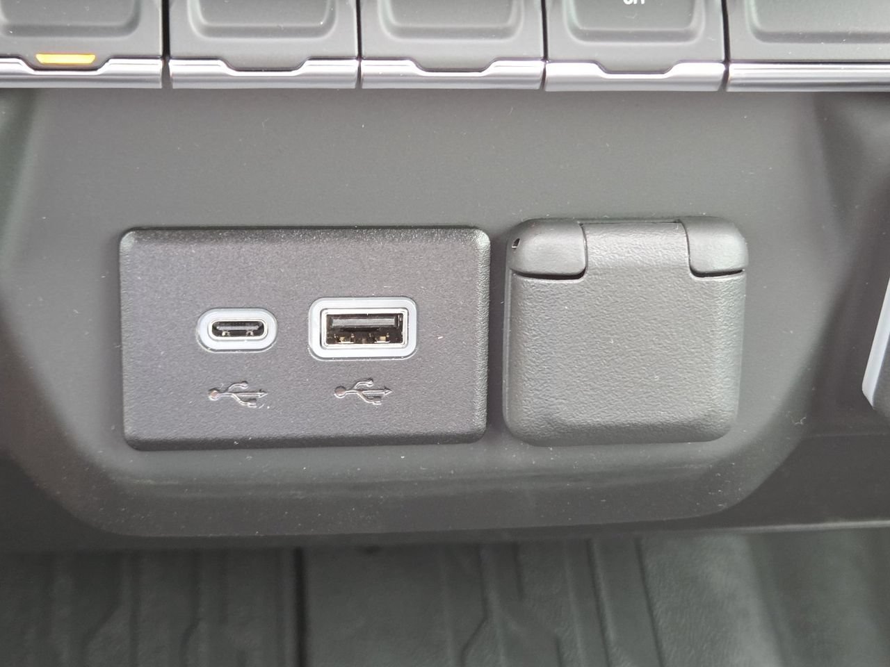 2026 GMC Sierra 2500HD Pro - Photo 29