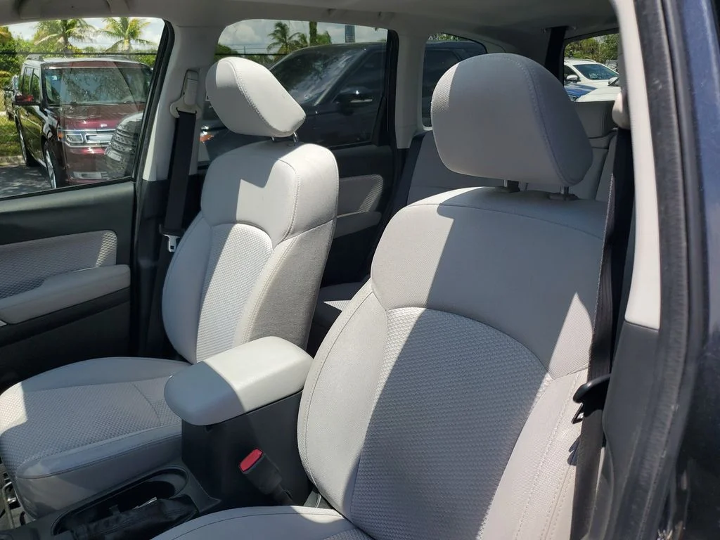 Used 2017 Gray Subaru 2.5i Premium image 20